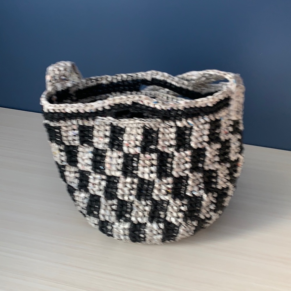 RECYCLED PLASTC SHOULDER/BEACH BAG
